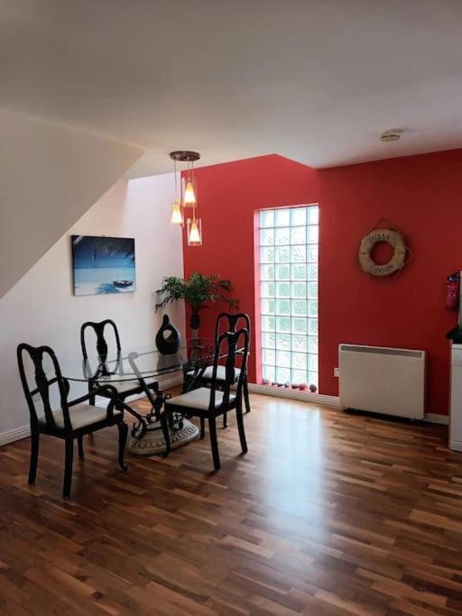 Village Centre Apartment Lahinch Esterno foto
