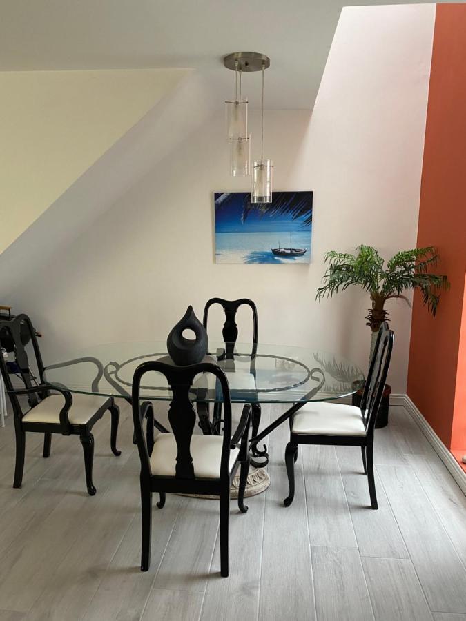 Village Centre Apartment Lahinch Esterno foto